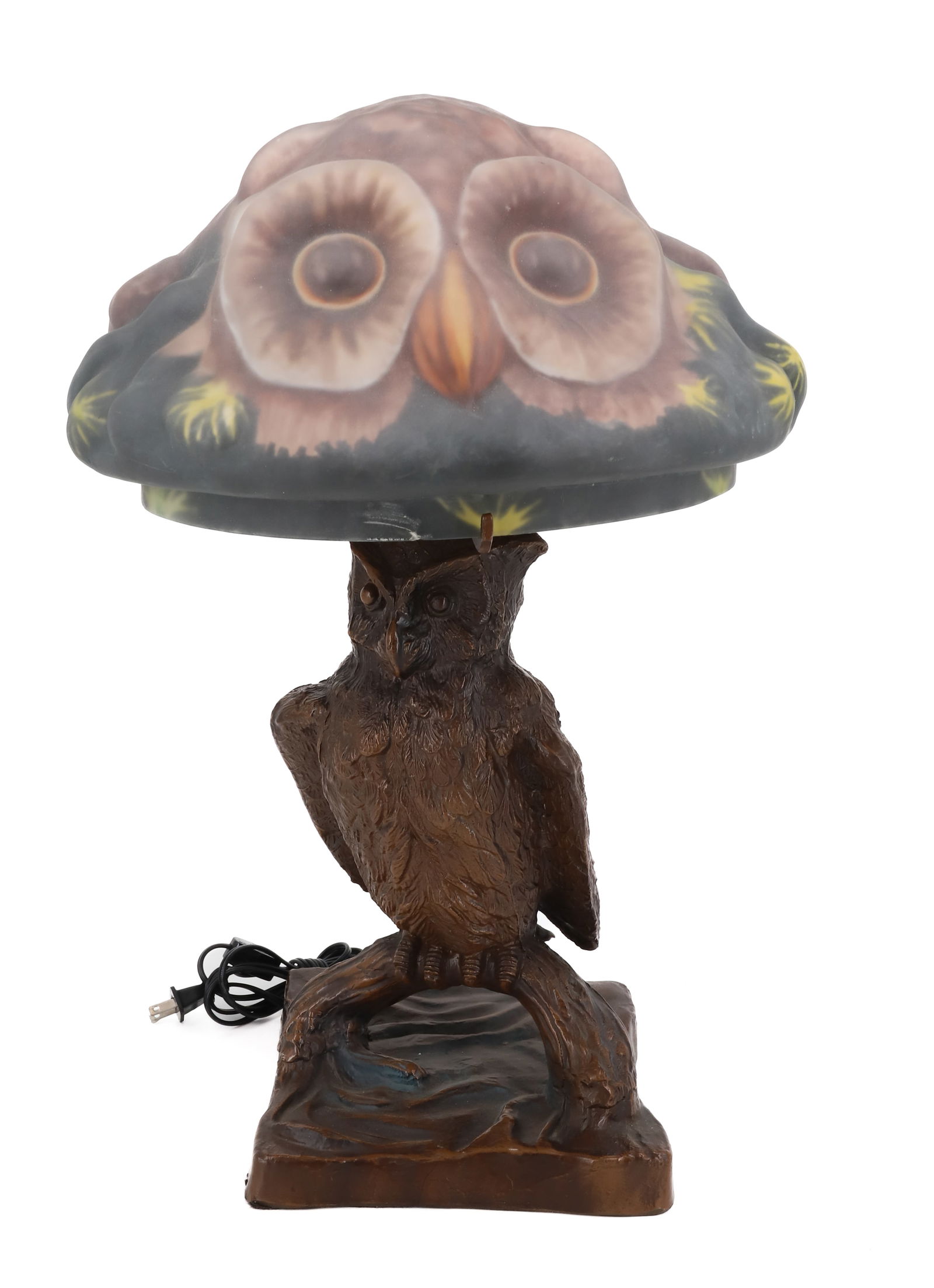 CONTEMPORARY PAIRPOINT-STYLE OWL LAMP: DARK BRONZE FINISH ON POT METAL BASE. REVERSE PAINTED GLASS PUFFY SHADE.SHADE IS 14" D. PLEASE READ CAREFULLY - Terms for Purchasing and Shipping of Auction Items. Please read carefully before bidding
