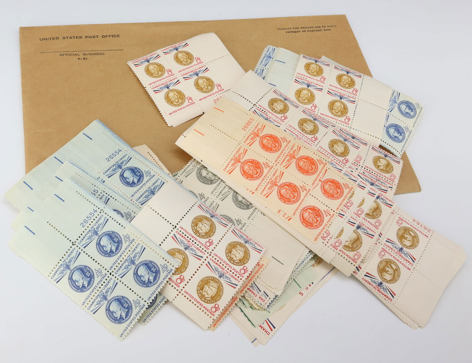 LOT OF EARLY U.S. STAMPS (1 of 2)