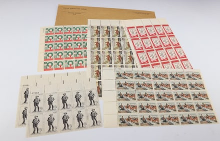 LOT OF EARLY U.S. STAMPS