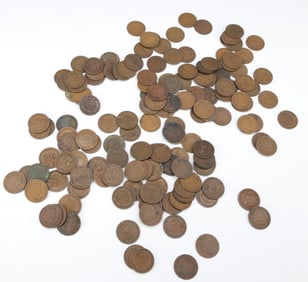 LARGE LOT OF INDIAN HEAD CENTS