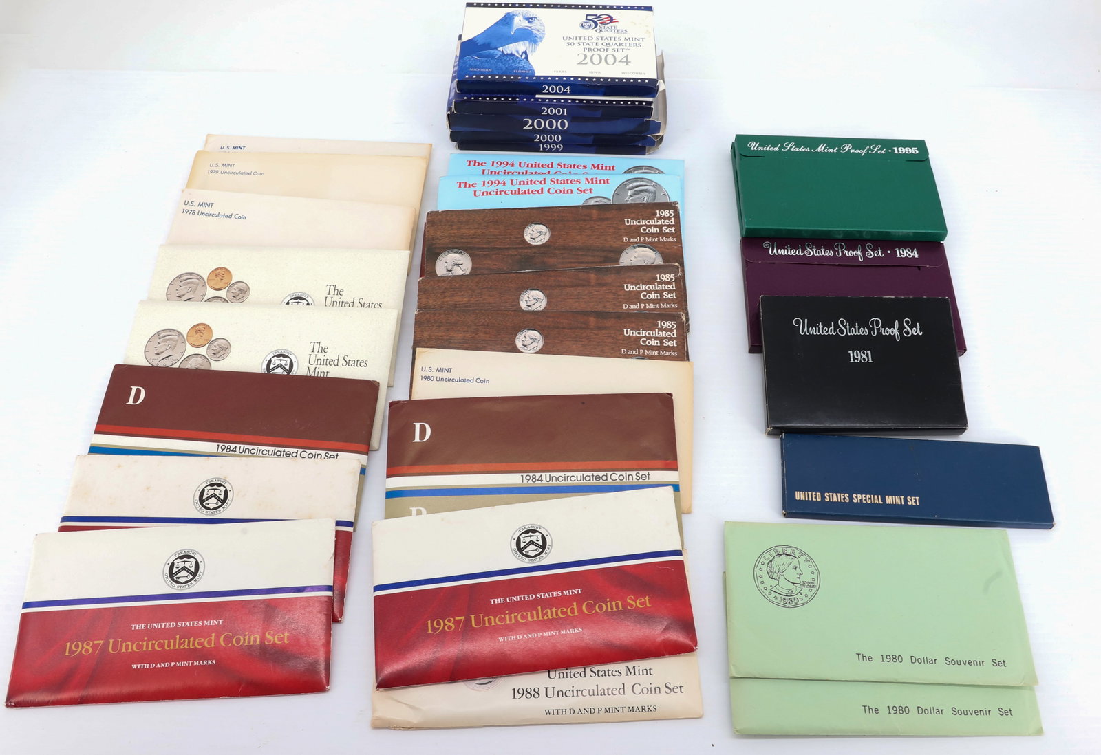 U.S. COIN AND MINT SET LOT (1 of 5)