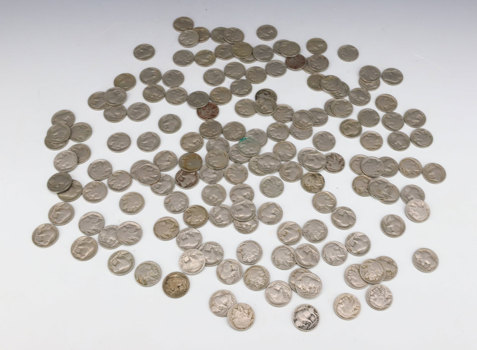 LARGE LOT OF BUFFALO NICKELS (1 of 6)