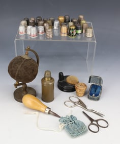 LOT OF SEWING ITEMS, THIMBLES