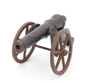 CAST IRON MODEL CANNON