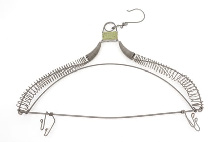 VINTAGE WIRE HANGER