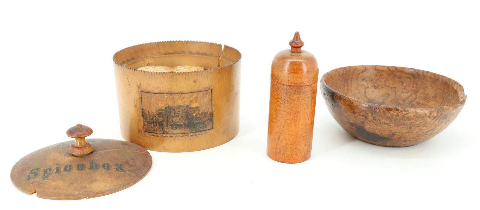 LOT OF WOODENWARE (1 of 8)