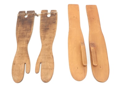 (2) PAIRS OF WOODEN MITTEN DRYERS / MOLDS