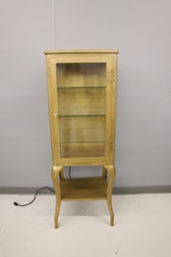 VINTAGE METAL MEDICAL CABINET