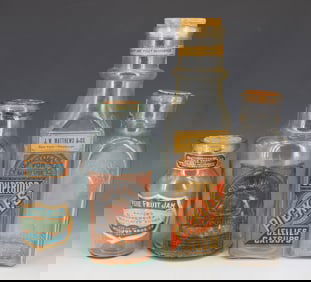 LOT OF ADVERTISING JARS / BOTTLES