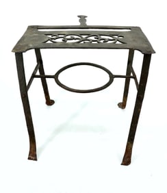 ANTIQUE FIREPLACE TRIVET / KETTLE STAND