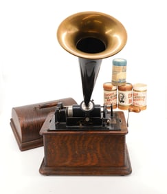EDISON STANDARD PHONOGRAPH