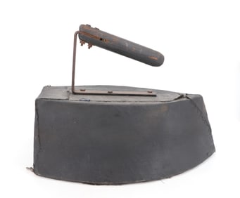 OVERSIZED PRESSING IRON