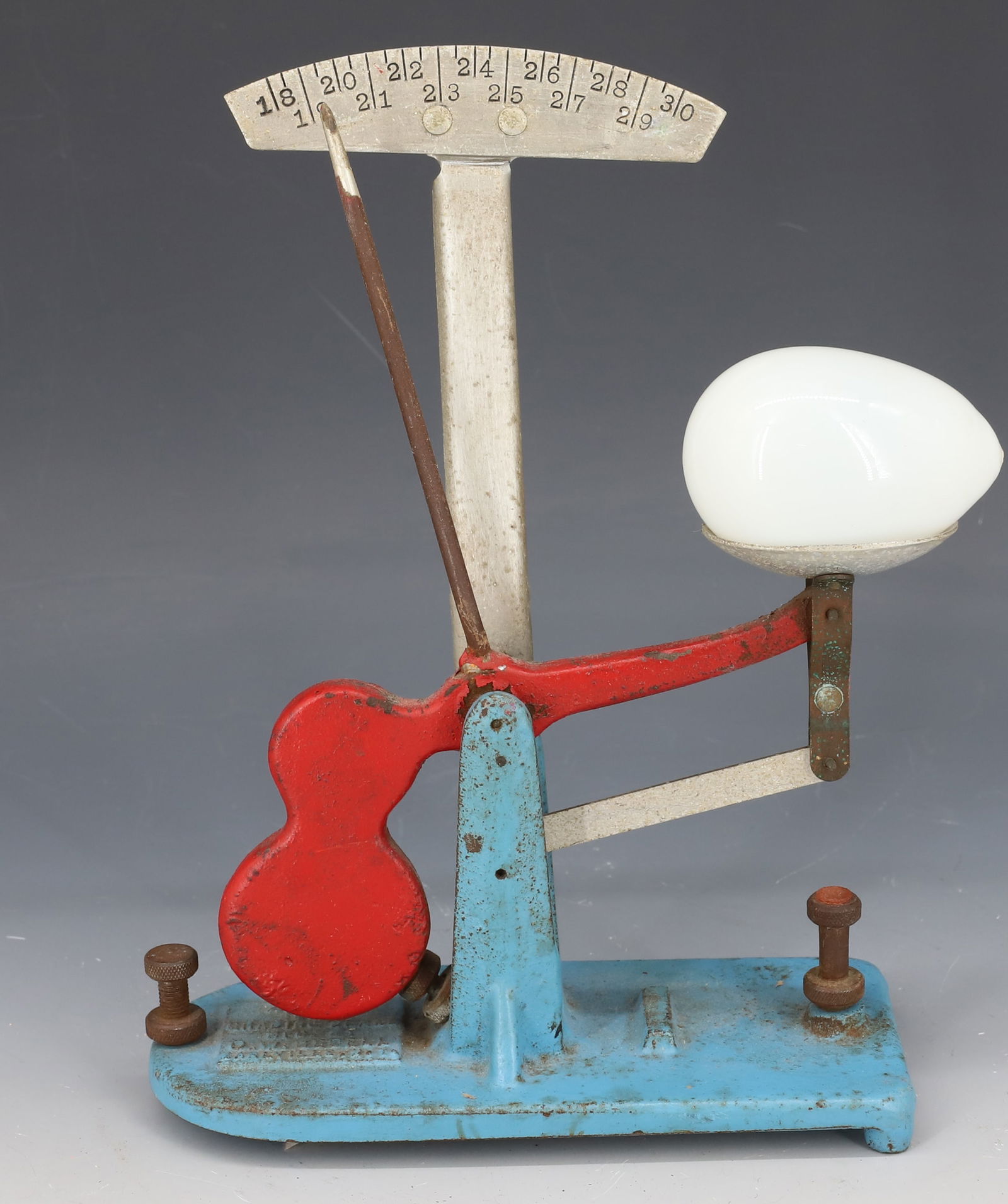 ZENITH EGG GRADING SCALE: PAINTED CAST IRON / ALUMINUM 8 1/4" X 6 1/4". PLEASE READ CAREFULLY - Terms for Purchasing and Shipping of Auction Items. Please read carefully before bidding. Hartzell’s Auction Gallery. Hartze