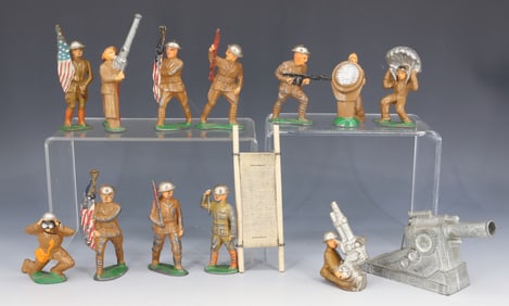 LOT OF BARCLAY MILITARY TOY FIGURES