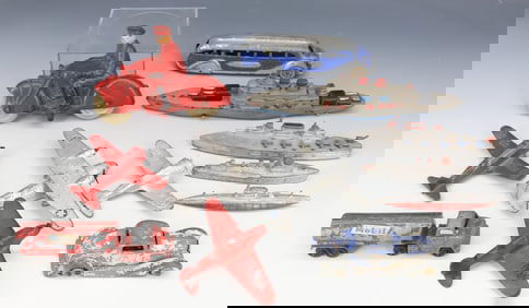 LOT OF TOOTSIE / AUB-RUBR TOYS