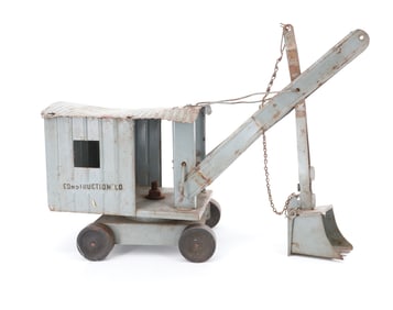 PRESSED METAL CONSTRUCTION TOY