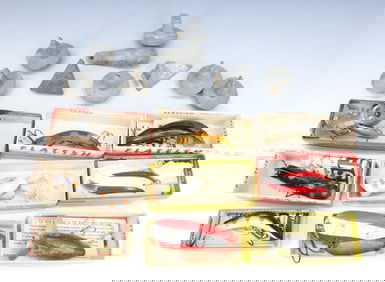 LOT OF VINTAGE FISHING LURES