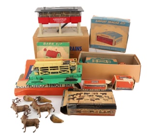 LOT OF LIONEL TRAIN ACCESSORIES AND PLASTICVILLE HOUSES