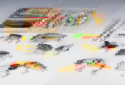 LOT OF VINTAGE FISHING LURES