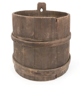 19TH C. WOODEN BUCKET, PIGGIN
