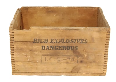 "DUPONT DYNAMITE" CRATE