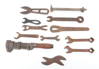 LOT OF VINTAGE WRENCHES