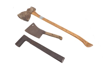 LOT OF AXES AND CLEAVER