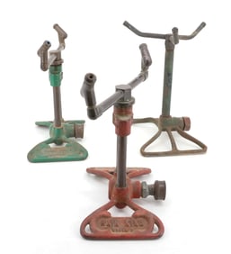 LOT OF VINTAGE LAWN SPRINKLERS