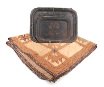 (2) TOLEWARE TRAYS AND CRIB QUILT