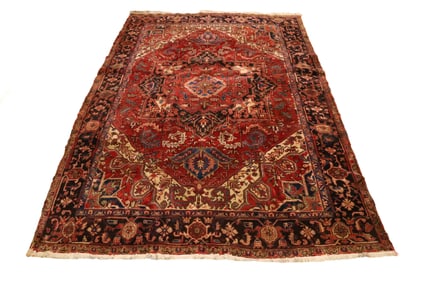ORIENTAL ROOM-SIZE RUG