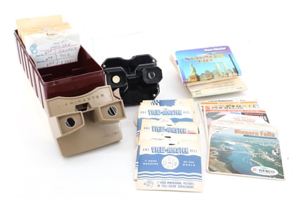 VIEWMASTERS AND REELS