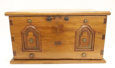 EARLY DOVETAILED CHEST