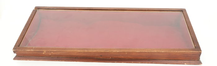 SLANT LID DISPLAY CASE