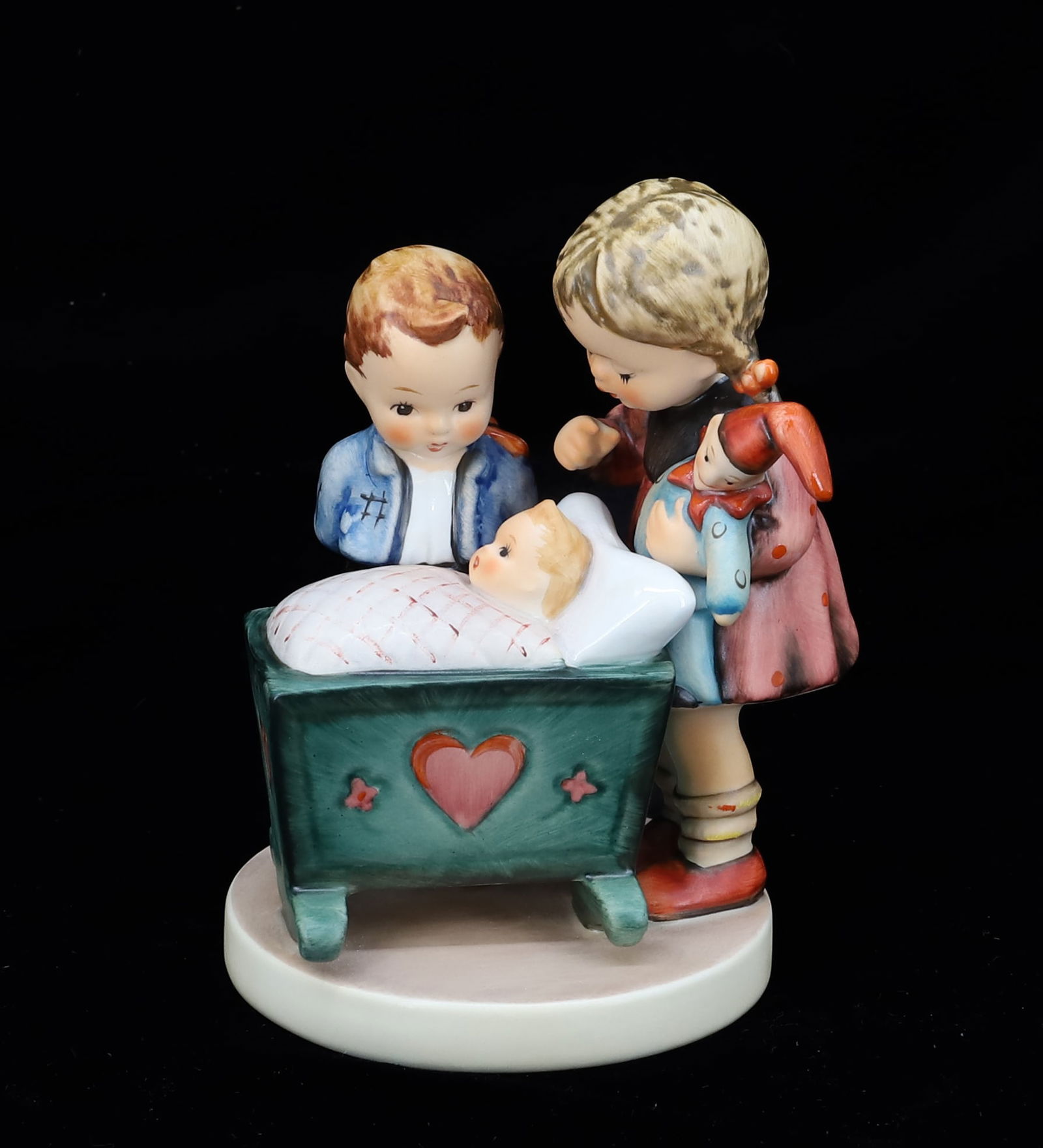 GOEBEL HUMMEL FIGURINES (1 of 5)