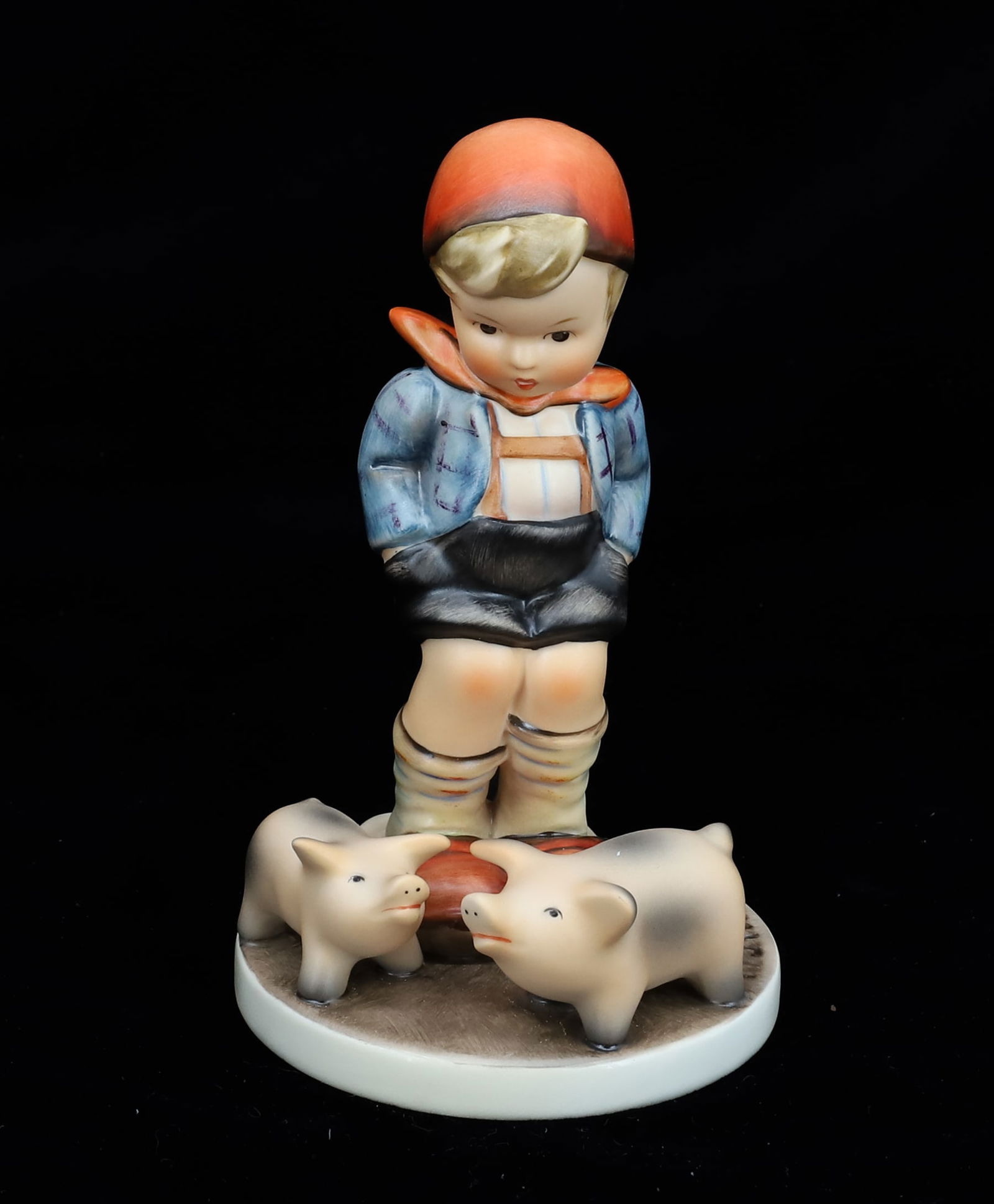 GOEBEL HUMMEL FIGURINES (1 of 5)