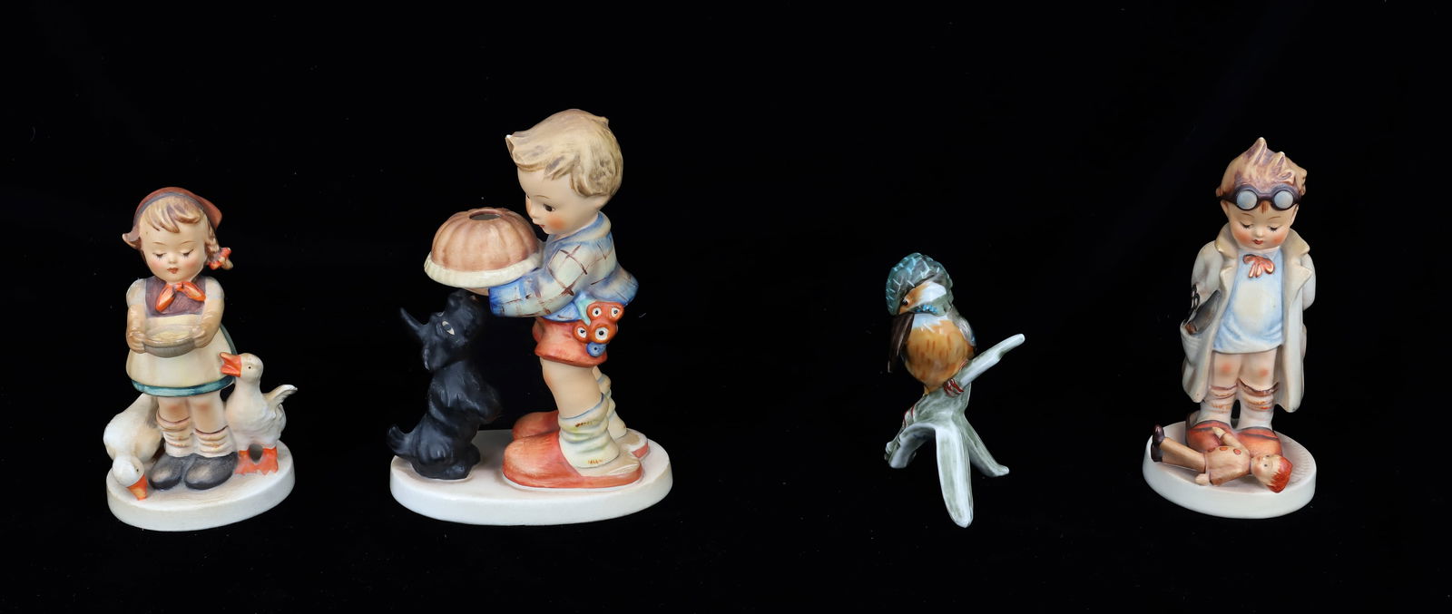 GOEBEL HUMMEL FIGURINES (1 of 4)