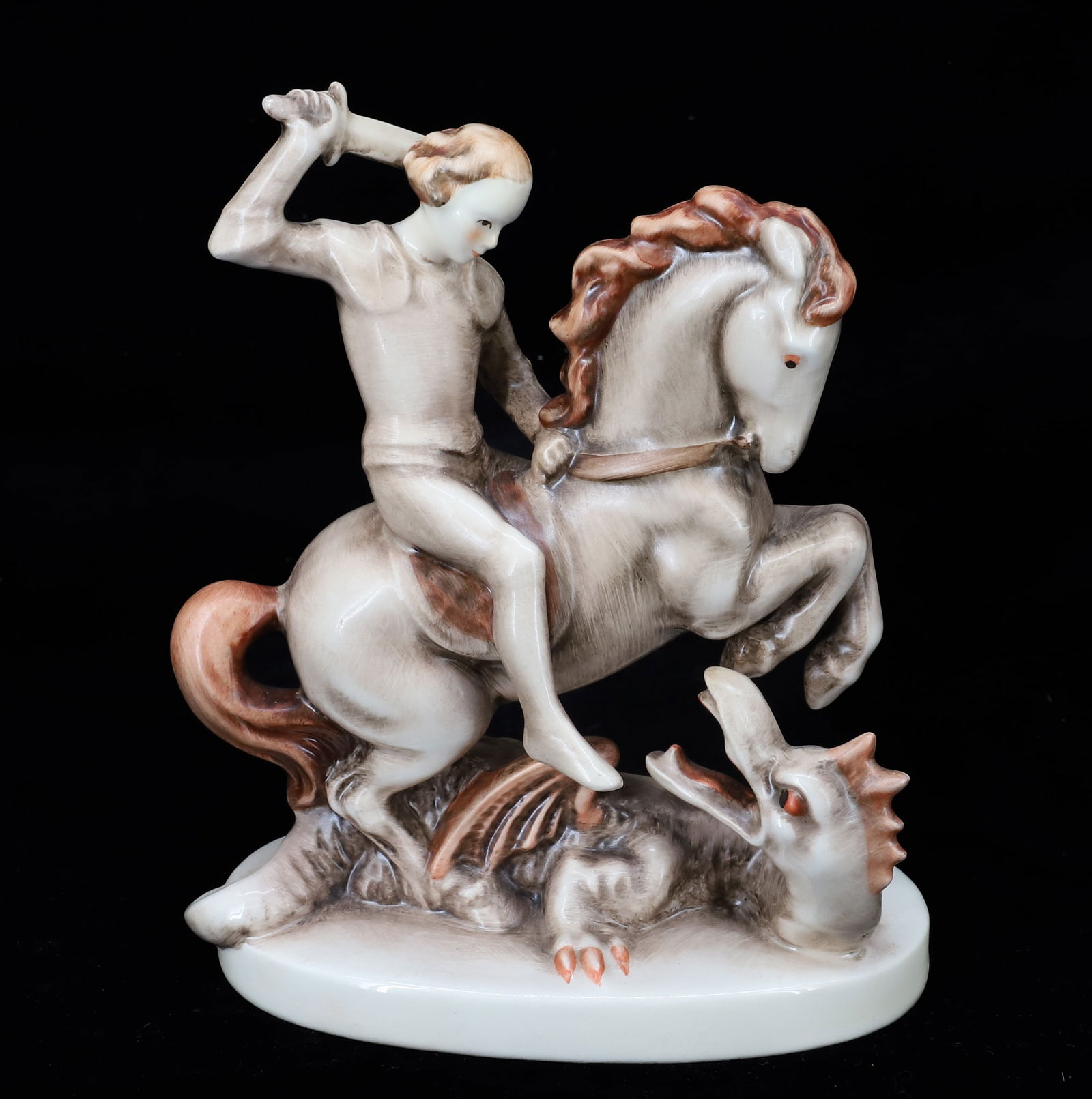 GOEBEL HUMMEL FIGURINE (1 of 4)