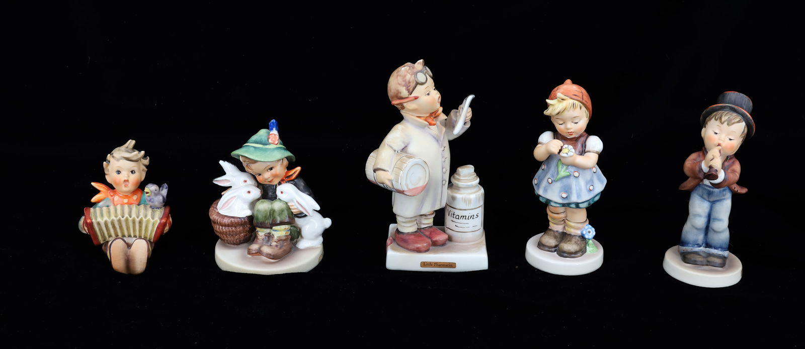 GOEBEL HUMMEL FIGURINES (1 of 4)