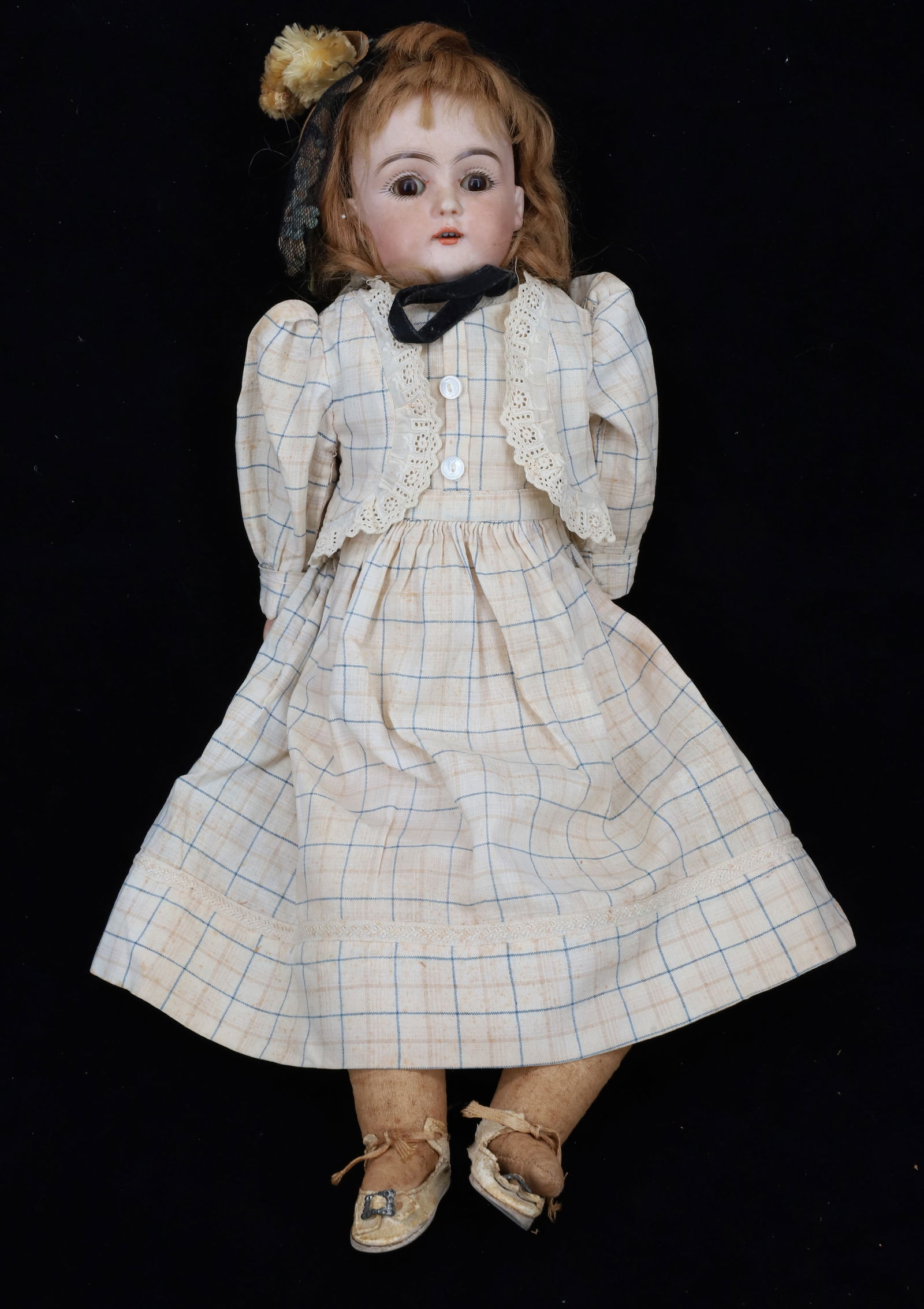 PORCELAIN BISQUE HEAD DOLL (1 of 8)
