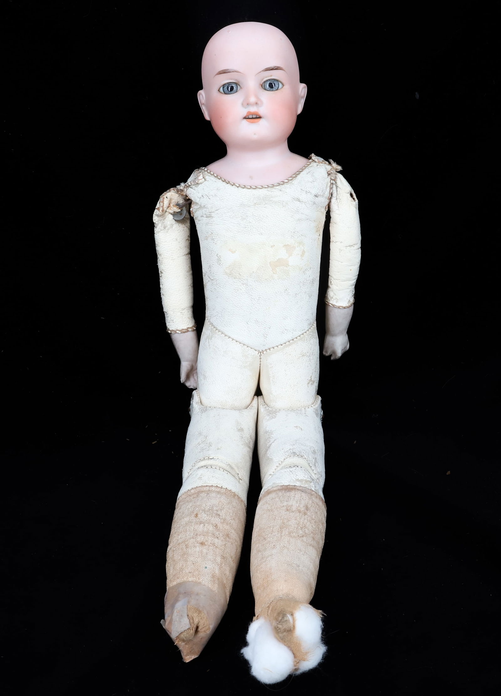 ARMOND MARSEILLE BISQUE HEAD DOLL KID BODY: MARKED #370 7/0X DEP 15" PLEASE READ CAREFULLY - Terms for Purchasing and Shipping of Auction Items. Please read carefully before bidding. Hartzell’s Auction Gallery. Hartzell's Auction