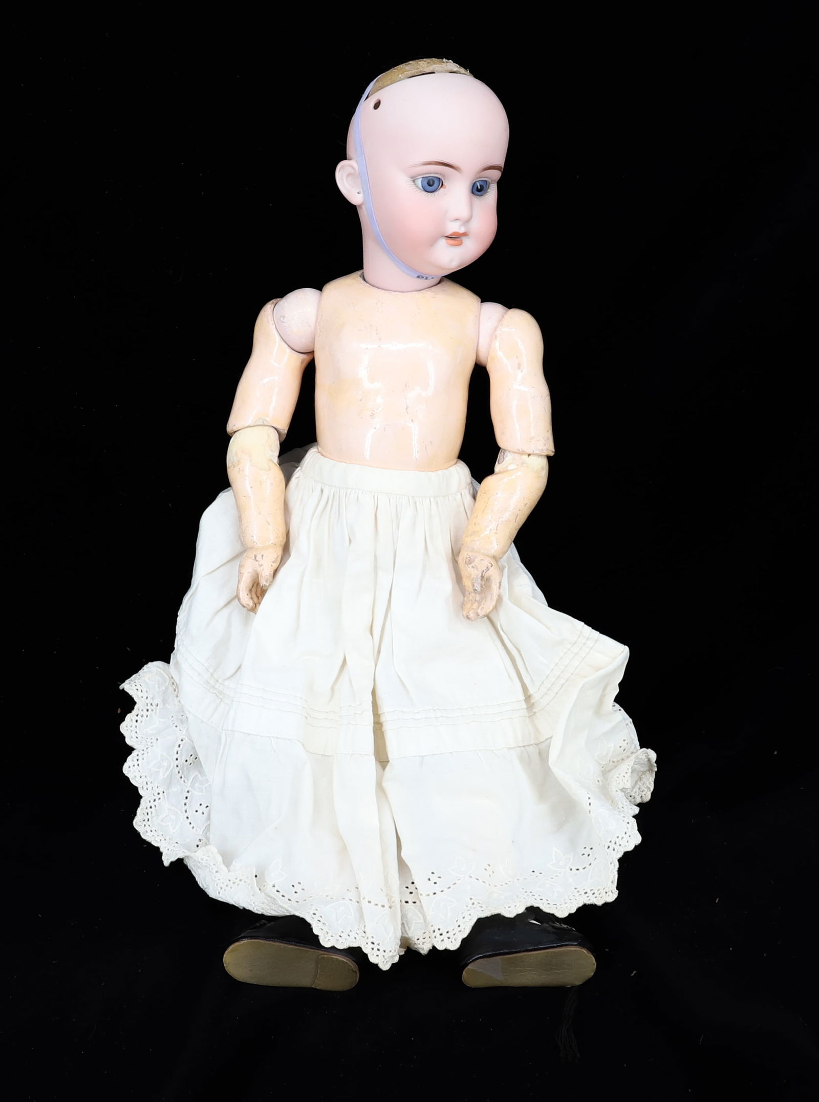 SIMON & HALBIG #1079 PORCELAIN BISQUE HEAD DOLL: MARKED 1079,S.H.6 DEP JOINTED COMPOSITION BODY PLEASE READ CAREFULLY - Terms for Purchasing and Shipping of Auction Items. Please read carefully before bidding. Hartzell’s Auction Gallery.