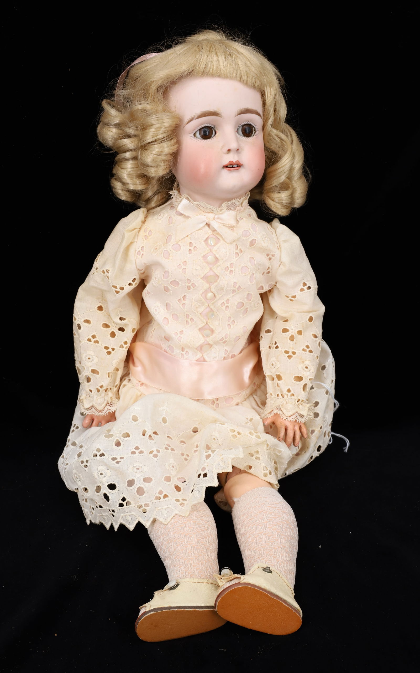 PORCELAIN BISQUE HEAD DOLL (1 of 7)