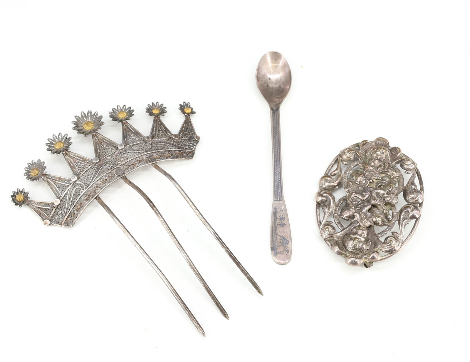 800 SILVER GERMAN BROOCH (1 of 4)