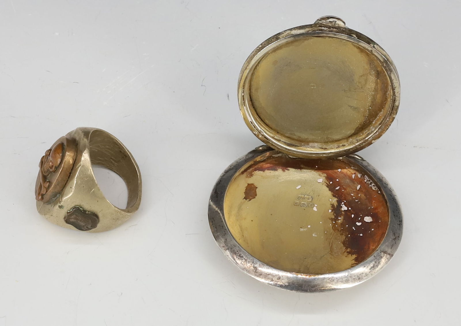 STERLING SILVER ENAMEL COMPACT - 2