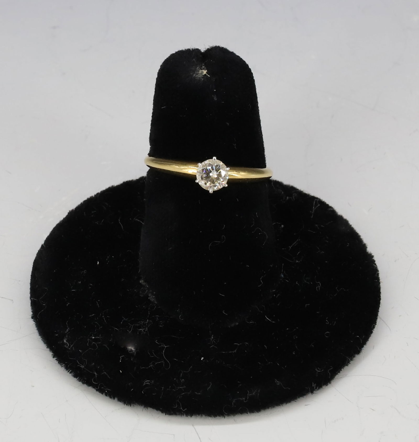 14K DIAMOND RING (1 of 10)