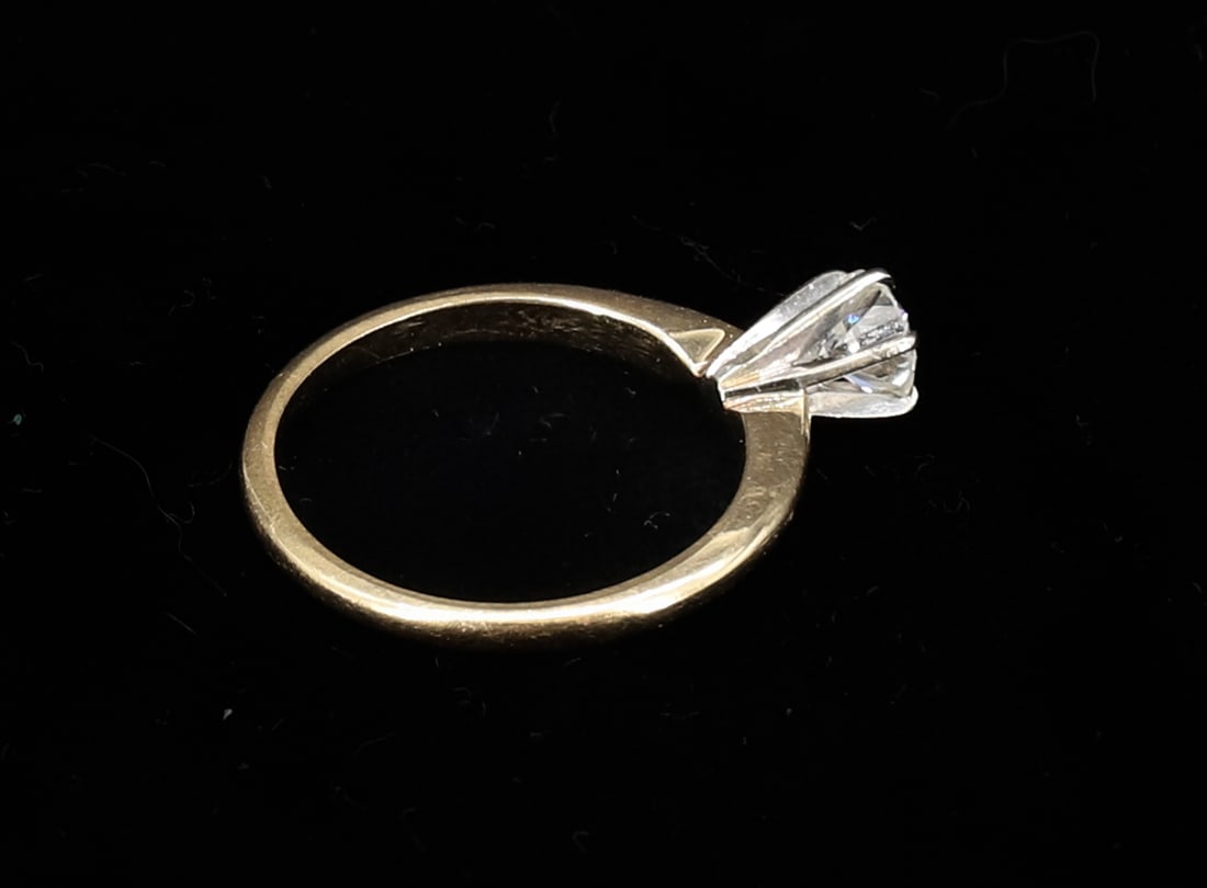 14K DIAMOND RING - 4