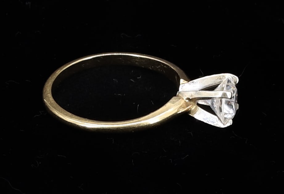 14K DIAMOND RING - 3