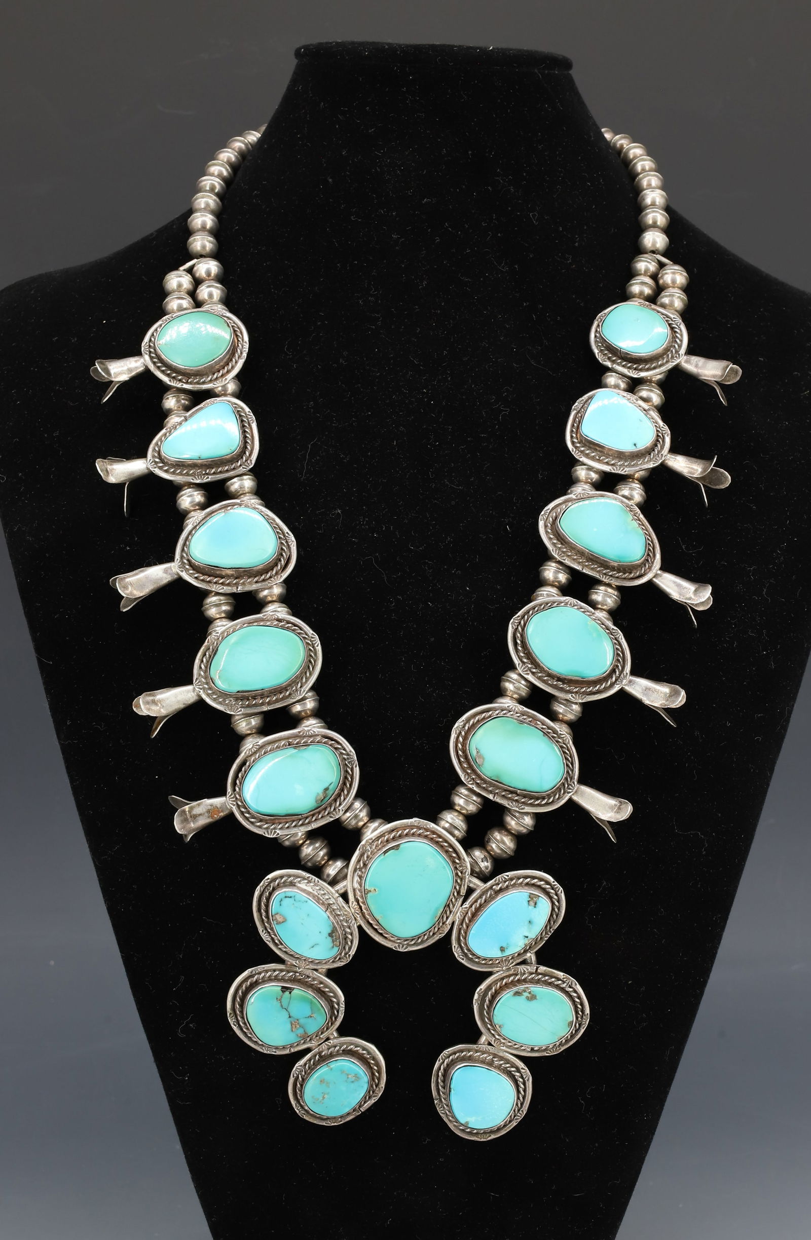 NATIVE AMERICAN SQUASH BLOSSOM NECKLACE (1 of 7)