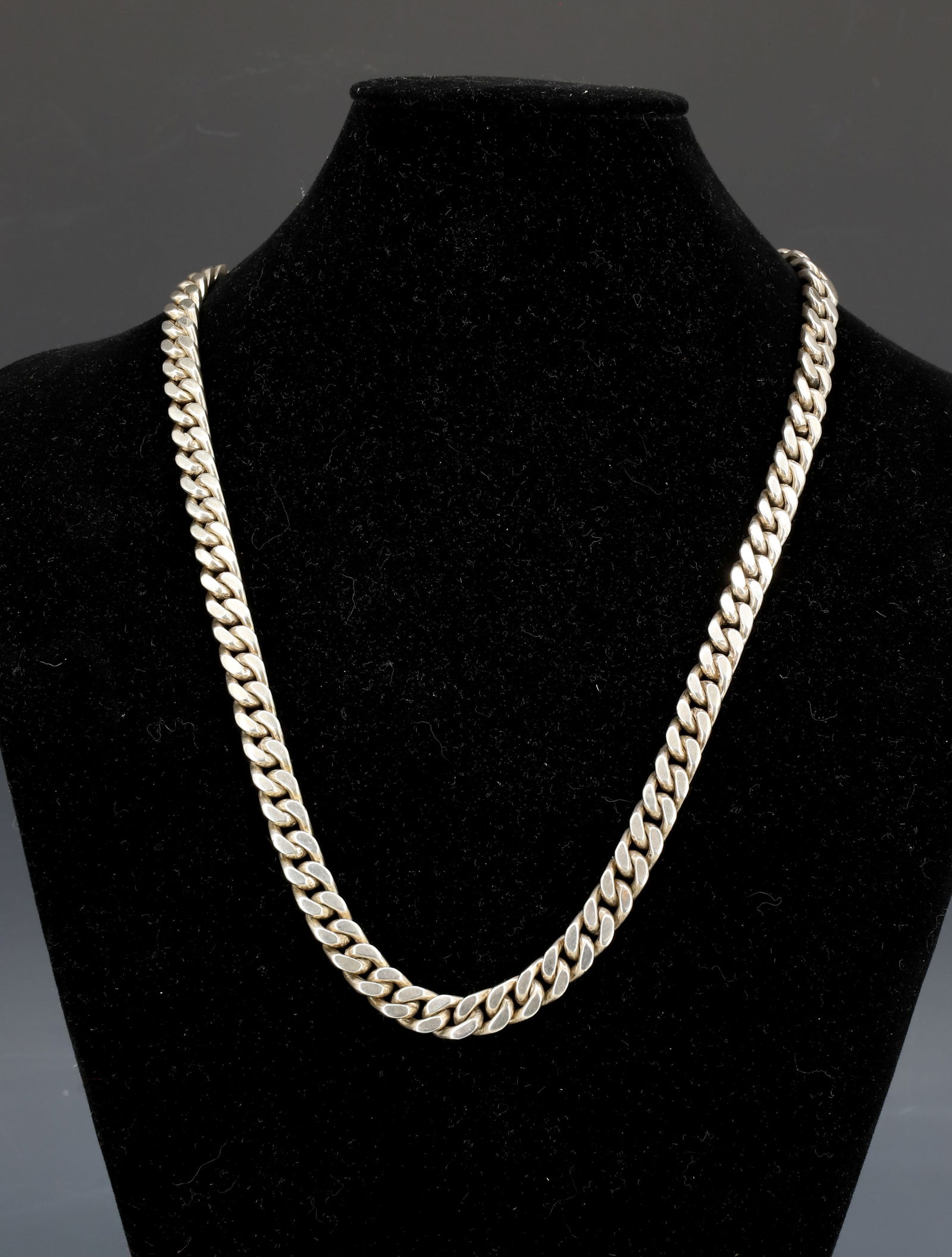 STERLING SILVER HEAVY CUBAN CHAIN (1 of 5)