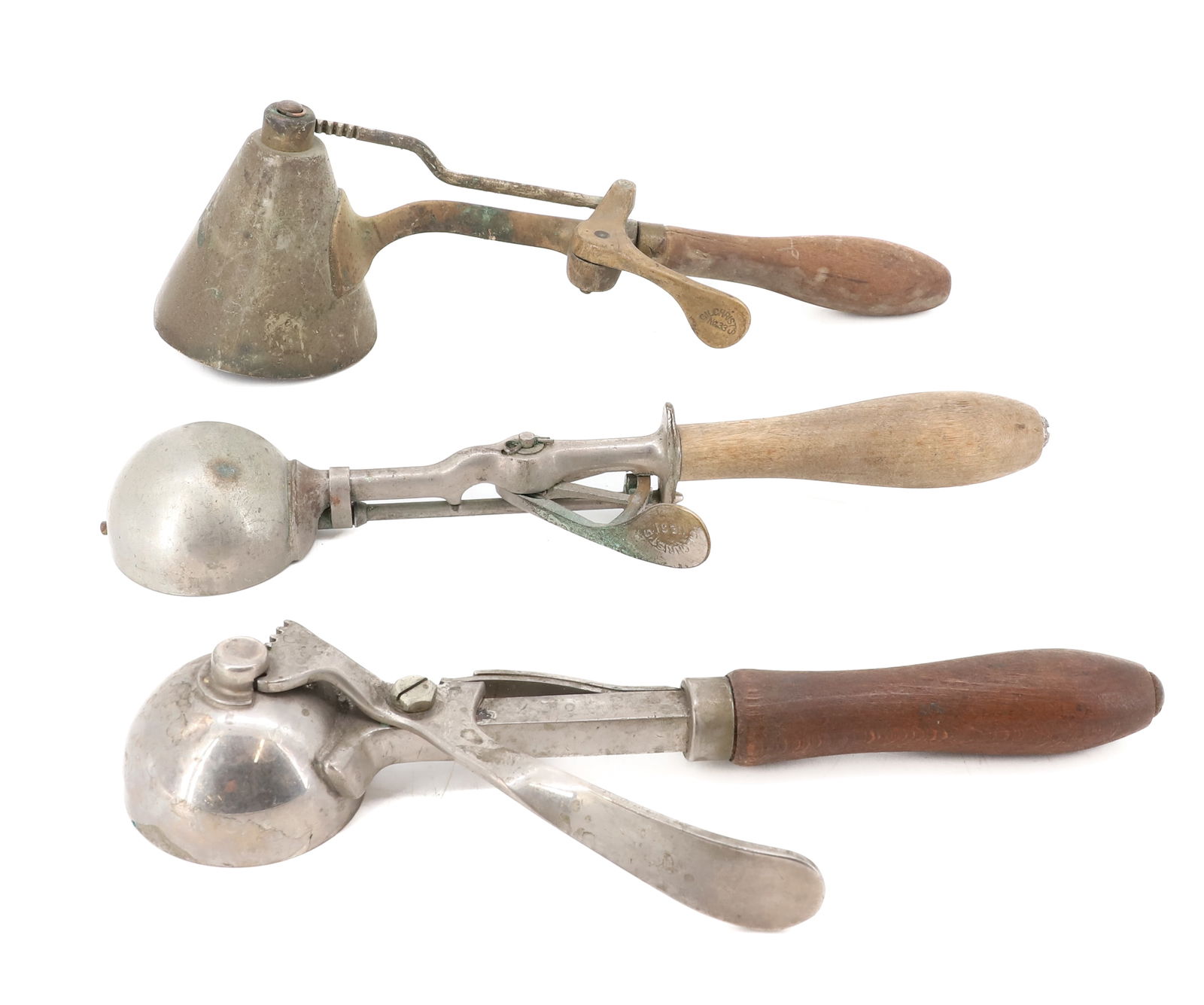 (3) ANTIQUE ICE CREAM DIPPERS / SCOOPS: INCLUDING: CONICAL GILCHRIST'S NO. 33 (11" L.), GILCHRIST'S NO. 31 AND NO. 3 INDESTRUCTO. PLEASE READ CAREFULLY - SINCE THIS IS A COIN SALE PLEASE NOTE. ITEMS MUST BE PAID FOR THROUGH LIVE AUCTIONEERS